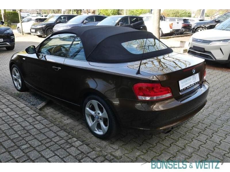 Gebraucht BMW 118 Advantage 143 PS (105 kW) 2011 Andere Kleinwagen