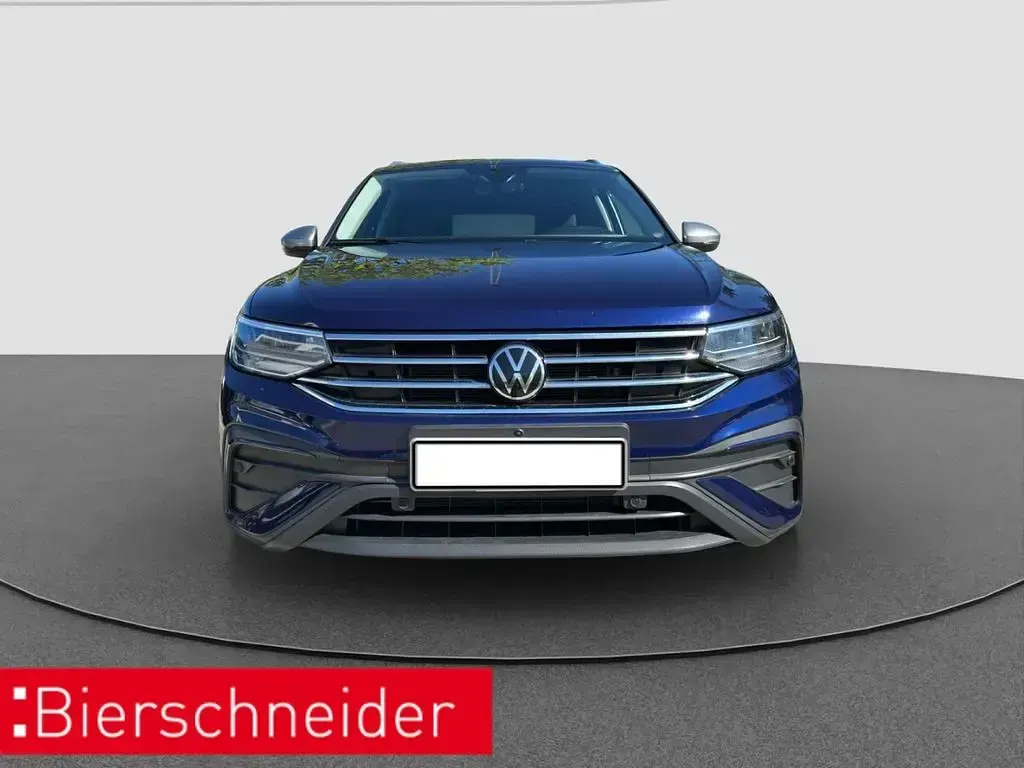 Gebraucht VW Tiguan Allspace Life 190 PS (139 kW) 2022 Blau SUV
