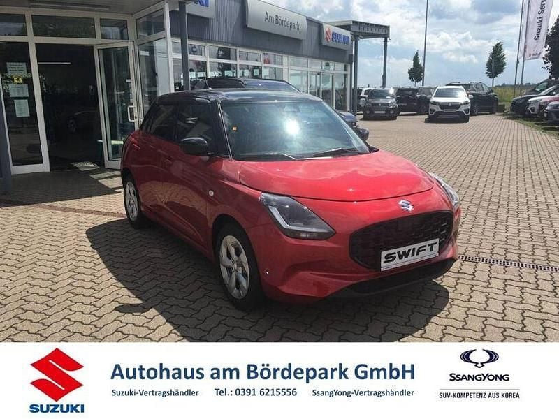 Rot Gebraucht 2025 Suzuki Swift Comfort Limousine | 17.970 € (Fairer Preis) - Bild 1/4