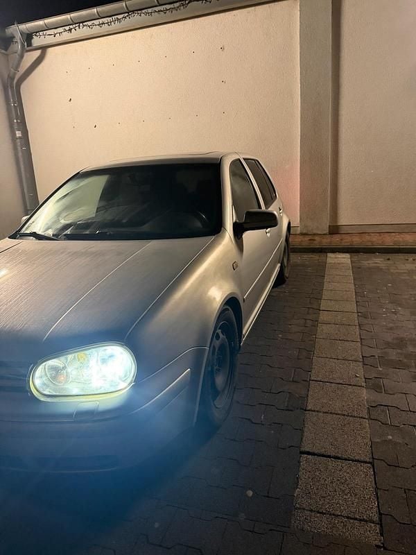 Gebraucht VW Golf IV GTI 150 PS (110 kW) 1998 Silber Kleinwagen