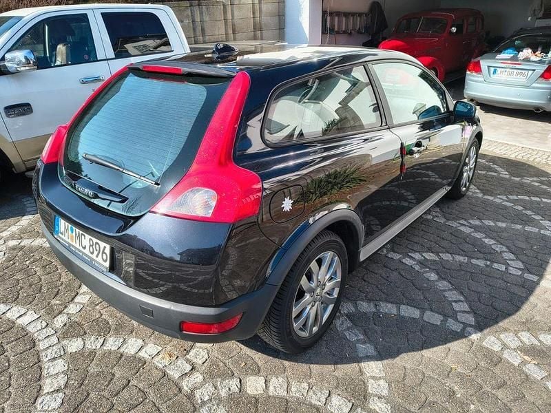 Gebraucht Volvo C30 Summum 101 PS (74 kW) 2007 Schwarz Kleinwagen