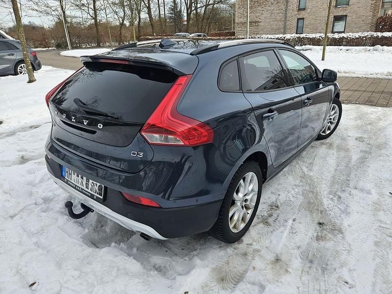 Gebraucht Volvo V40 CC 150 PS (110 kW) 2016 Blau Kombi