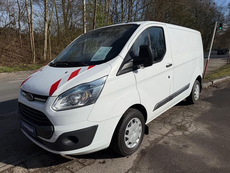 Gebraucht Ford Transit Custom Trend 125 PS (91 kW) 2016 Weiß Van / Kleinbus