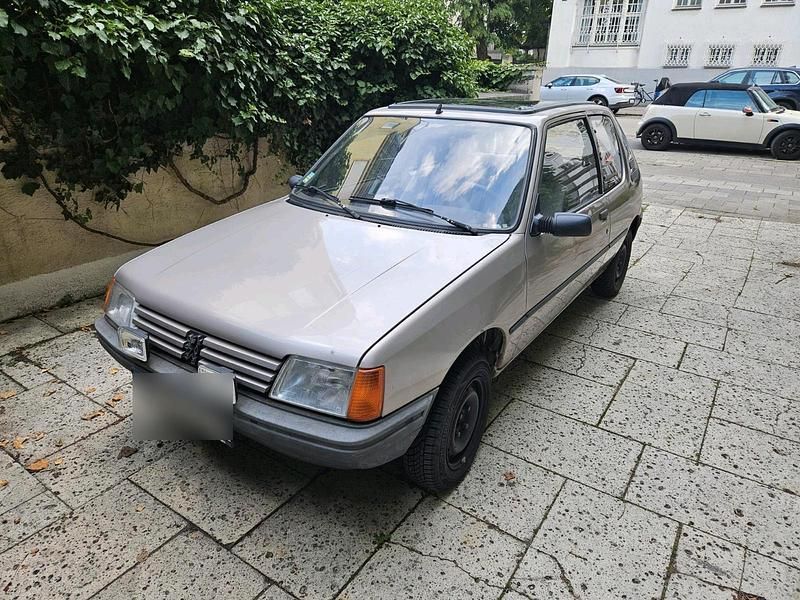 Gebraucht 1988 Peugeot 205 Kleinwagen | 2.600 € - Bild 1/4
