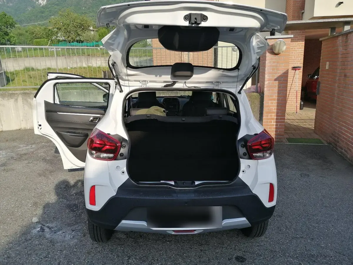 Gebraucht Dacia Spring Comfort Plus 33 kW (45 PS) 2022 Weiß Kleinwagen