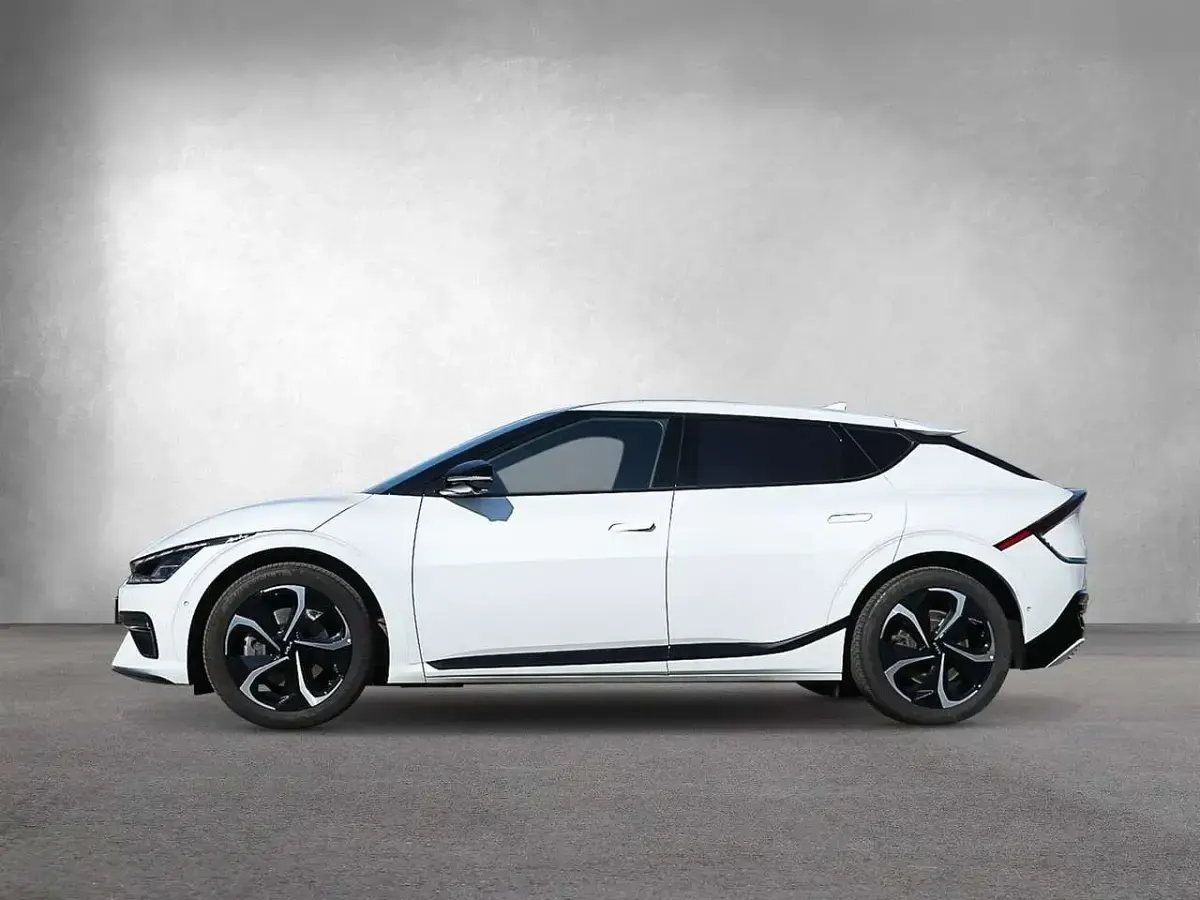 Gebraucht Kia EV6 GT-Line 167 kW (228 PS) 2023 Snow white pearl (metallic) SUV
