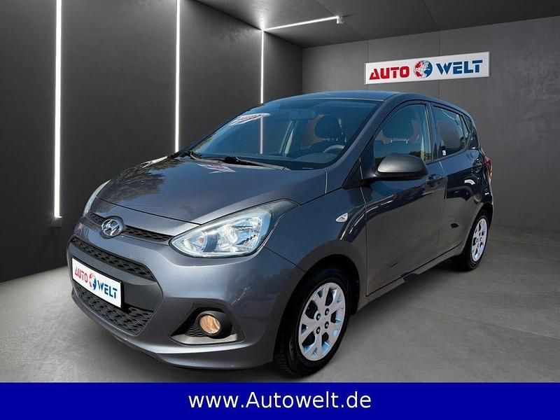 Grau Gebraucht 2015 Hyundai i10 Classic Kleinwagen | 4.990 € (Fairer Preis) - Bild 1/4