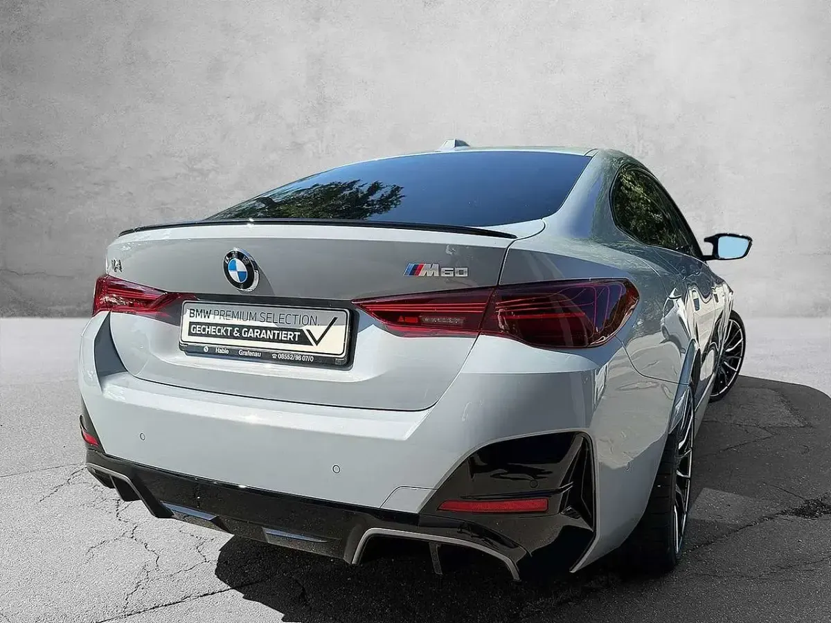 Neu BMW i4 442 kW (601 PS) 2026 M brooklyn grau Limousine