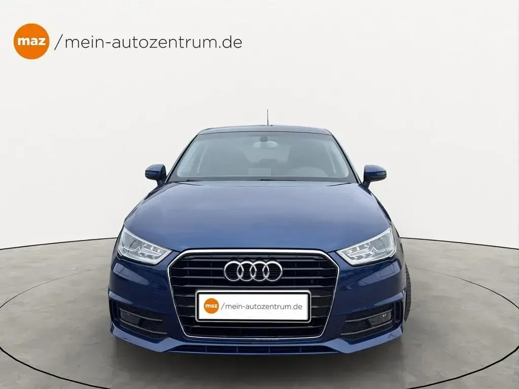 Gebraucht Audi A1 Sportback Admired 95 PS (69 kW) 2016 Scubablau metallic Kleinwagen