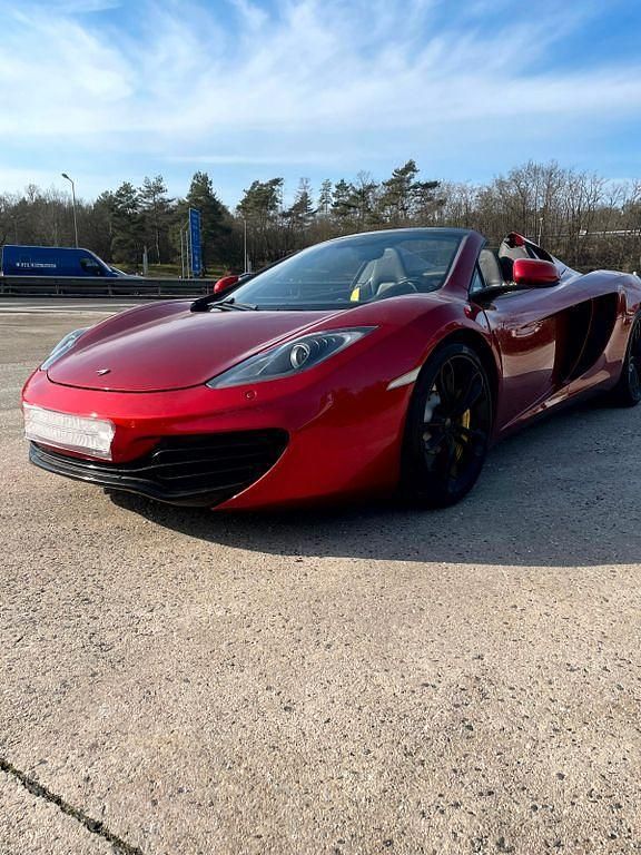 Rot Gebraucht 2013 McLaren MP4-12C Cabrio | 119.000 € - Bild 1/4