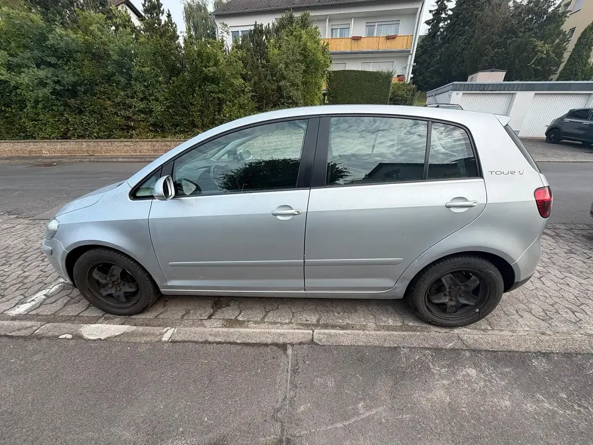 Gebraucht VW Golf V 105 PS (77 kW) 2007 Silber Limousine