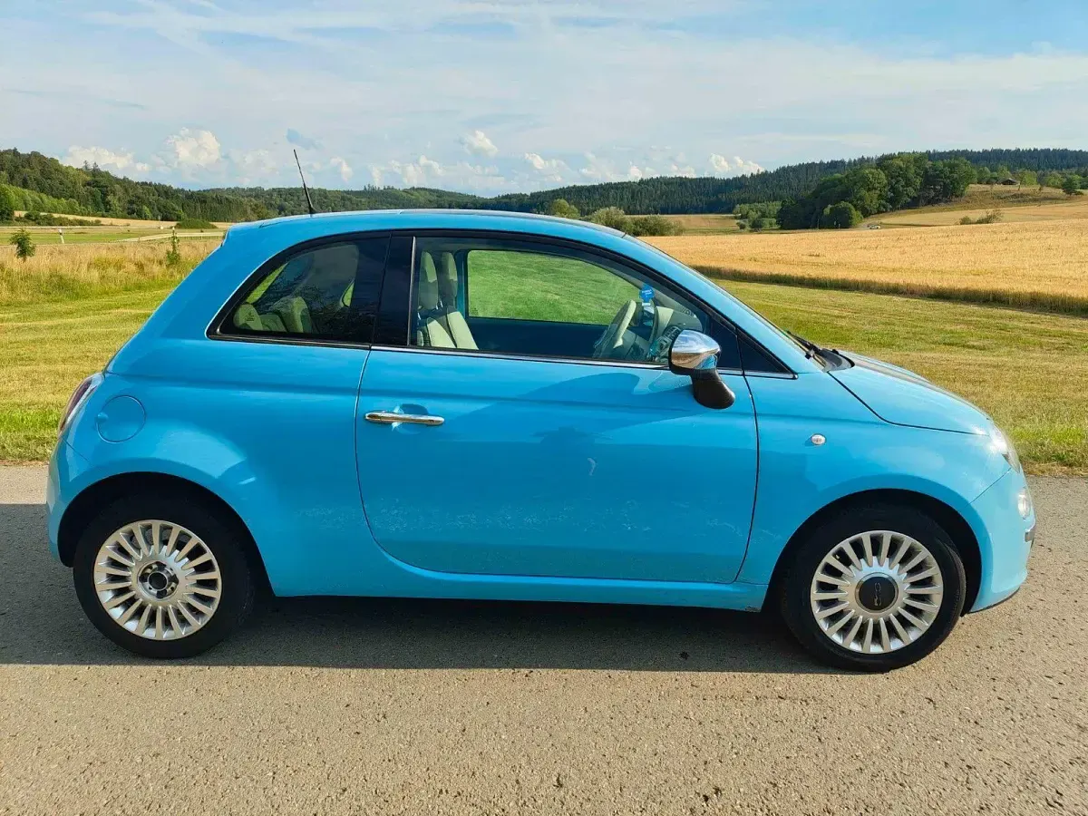 Gebraucht Fiat 500 Lounge 69 PS (50 kW) 2013 Blau Kleinwagen