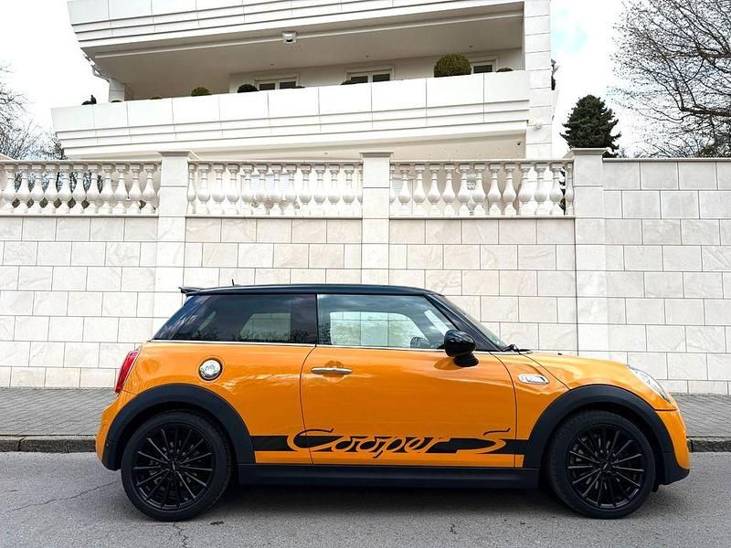 Gebraucht Mini John Cooper Works 192 PS (141 kW) 2014 Orange Kleinwagen