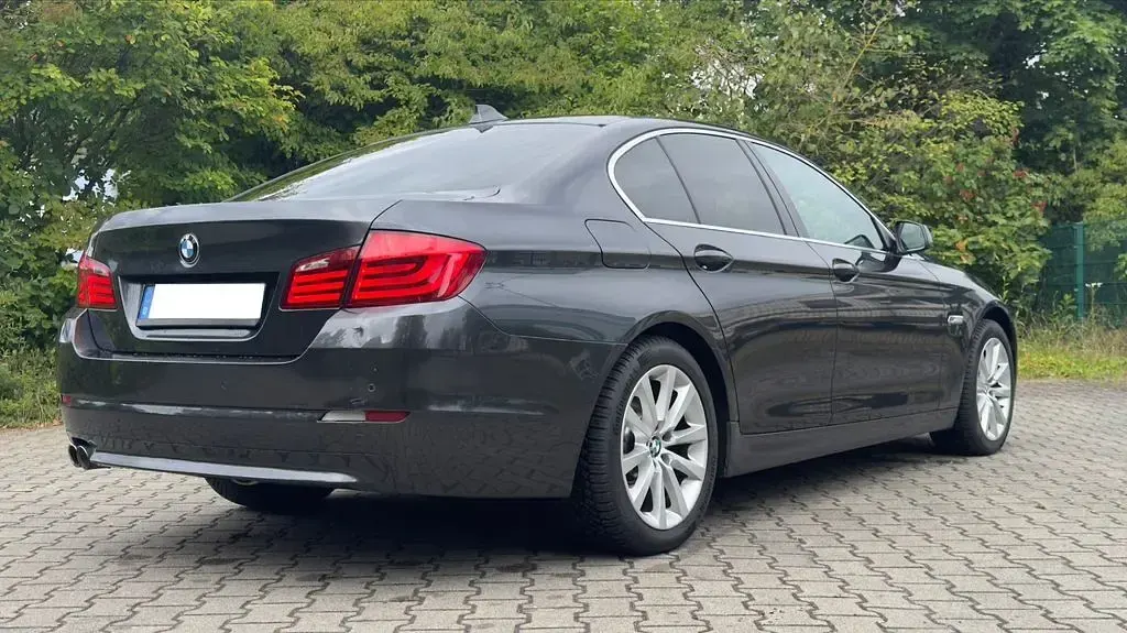 Gebraucht BMW 525 204 PS (150 kW) 2010 Schwarz Limousine