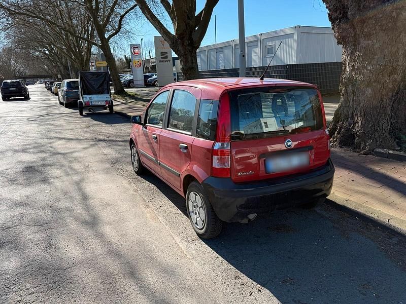 Gebraucht Fiat Panda 45 PS (33 kW) 2005 Rot Kleinwagen