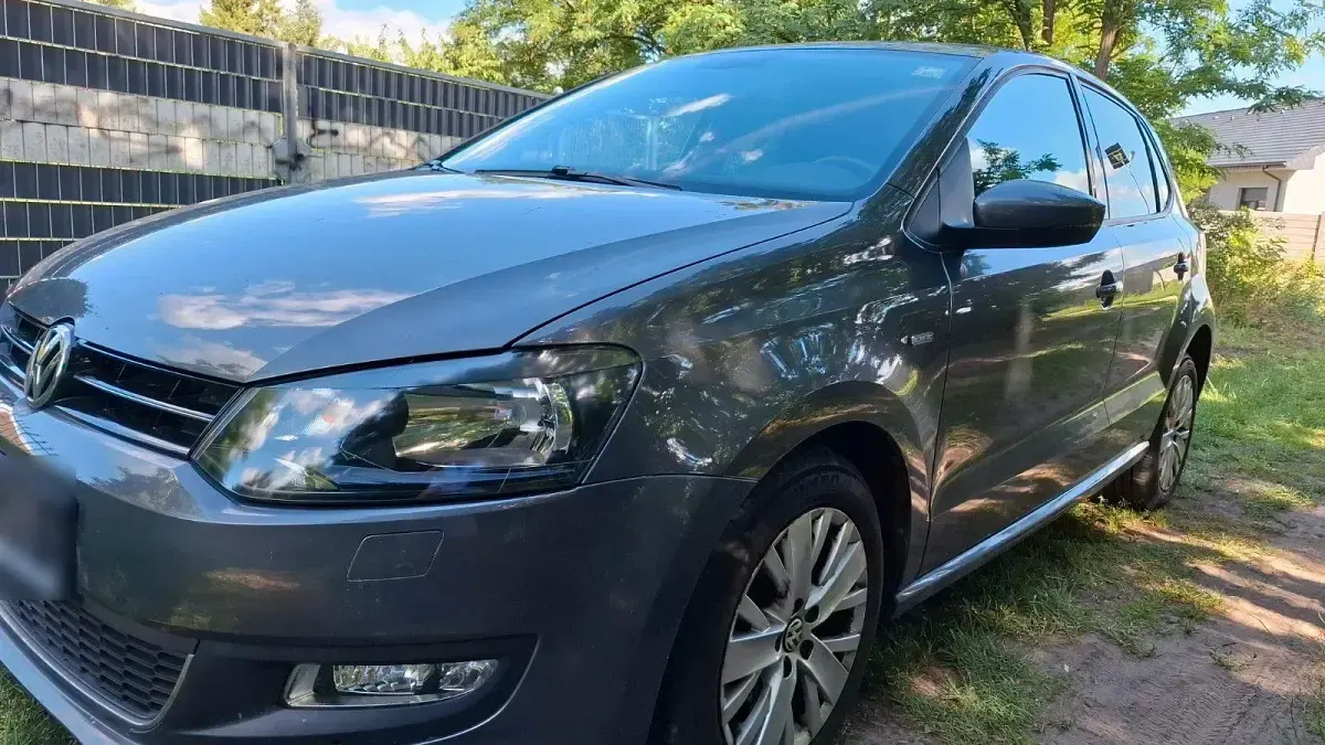 Gebraucht VW Polo Life 105 PS (77 kW) 2013 Grau Kleinwagen