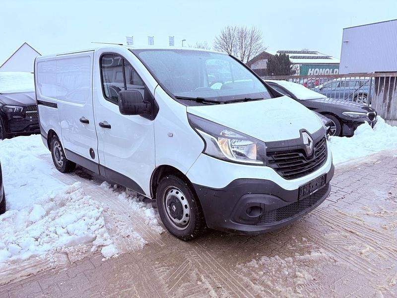 Gebraucht Renault Trafic Komfort 95 PS (69 kW) 2018 Weiß Van / Kleinbus