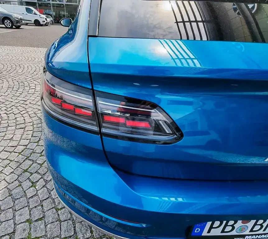 Gebraucht VW Arteon Elegance 200 PS (147 kW) 2023 Blau Limousine