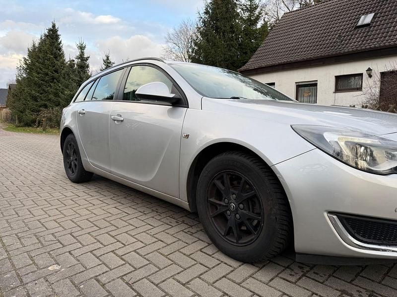Gebraucht Opel Insignia Selection 120 PS (88 kW) 2015 Silber Kombi