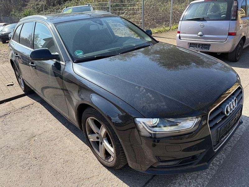 Gebraucht Audi A4 Ambiente 177 PS (130 kW) 2013 Schwarz Kombi