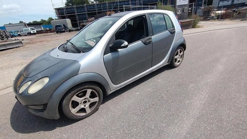 Silber Gebraucht 2005 Smart ForFour Limousine | 1.400 € (Guter Preis) - Bild 1/4