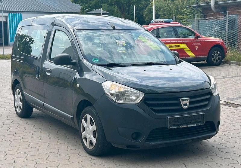 Grau Gebraucht 2013 Dacia Dokker Van | 3.990 € (Superpreis) - Bild 1/4