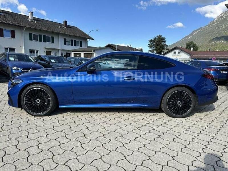 Gebraucht Mercedes CLE300 AMG 258 PS (189 kW) 2024 Metalliclack spektralblau Coupé