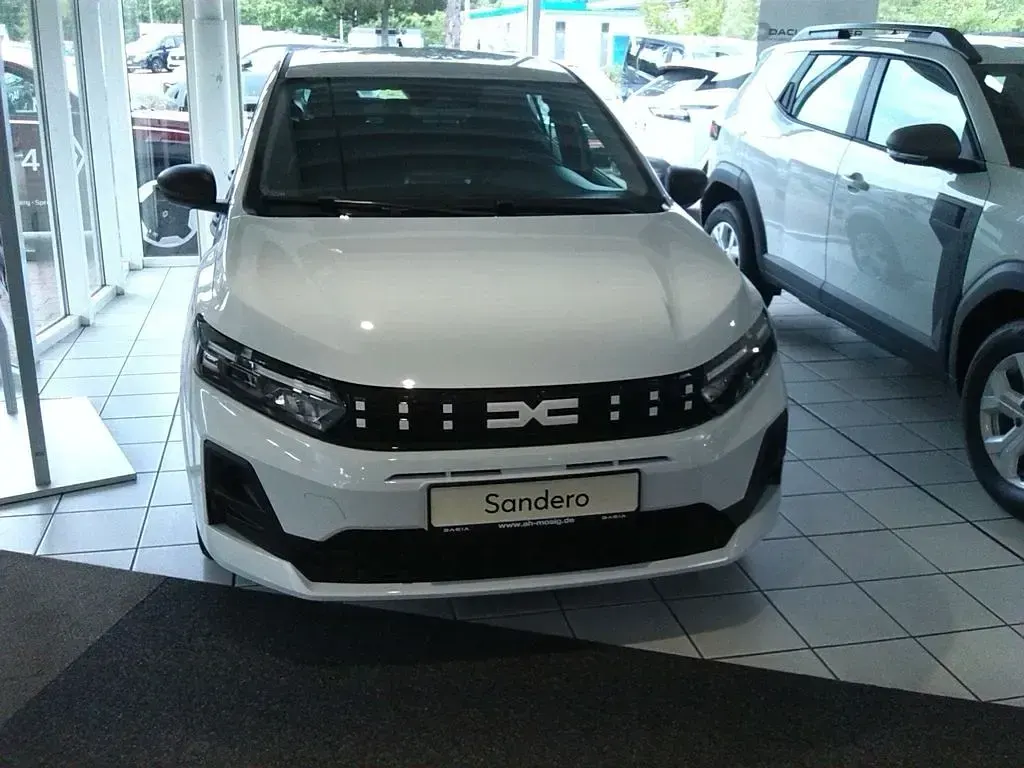 Gebraucht Dacia Sandero Essentiel 67 PS (49 kW) 2026 Limousine