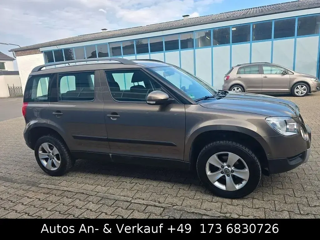 Gebraucht Skoda Yeti Ambition 105 PS (77 kW) 2010 Braun SUV