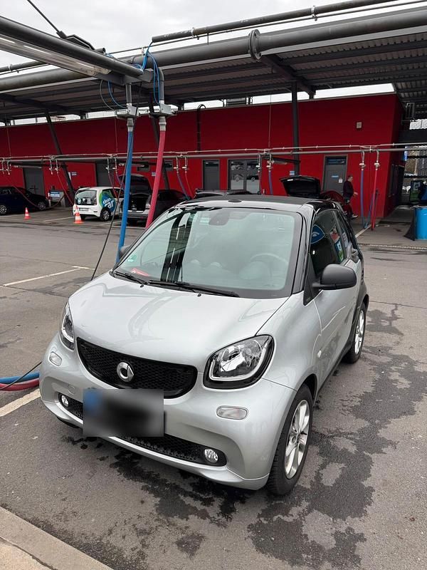 Gebraucht Smart ForTwo Cabrio Passion 71 PS (52 kW) 2017 Silber Cabrio