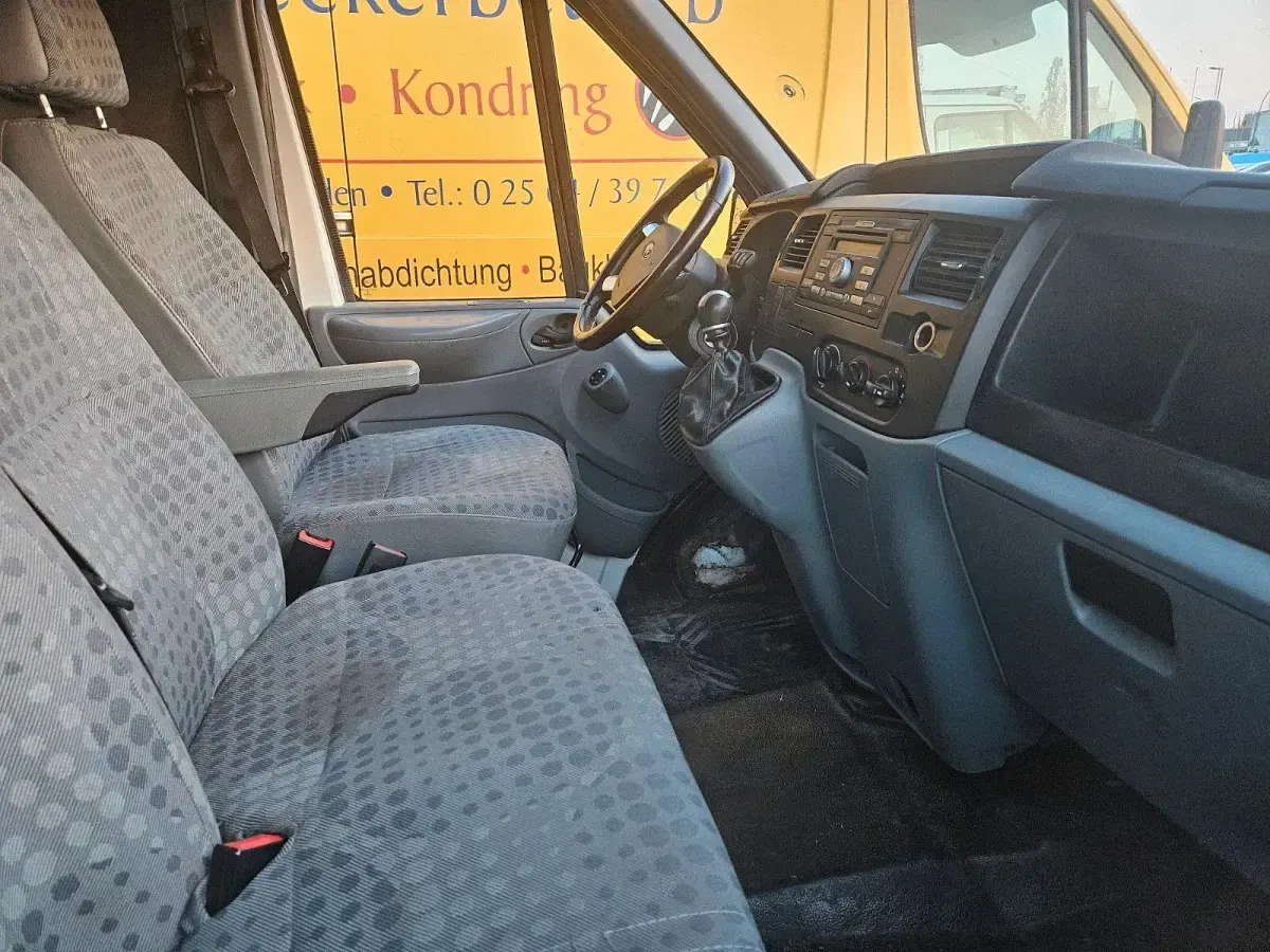 Gebraucht Ford Transit Trend 125 PS (91 kW) 2014 Weiß Van