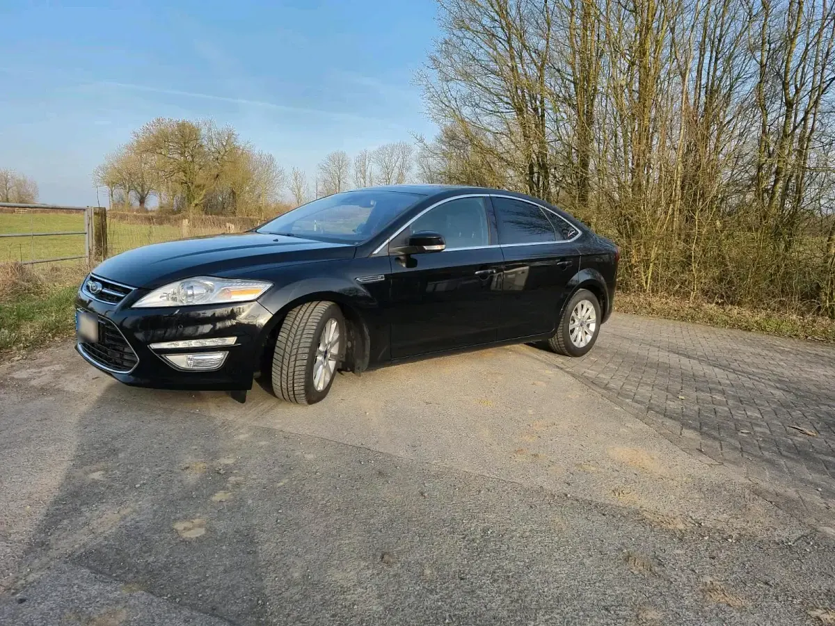 Second-hand Ford Focus ST 240 CP (176 kW) 2012 Negru Berlinǎ