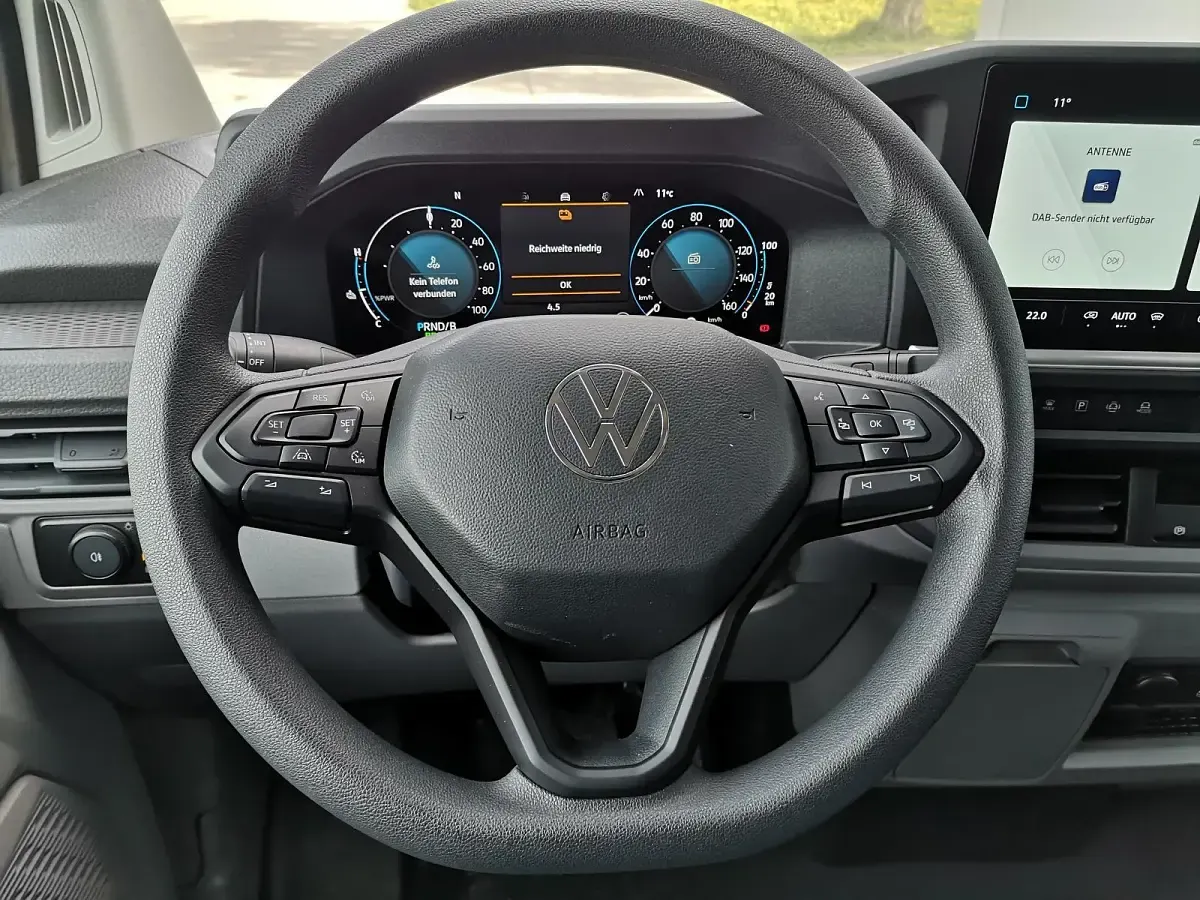 Neu VW T7 100 kW (136 PS) 2026 Light grey metallic Van