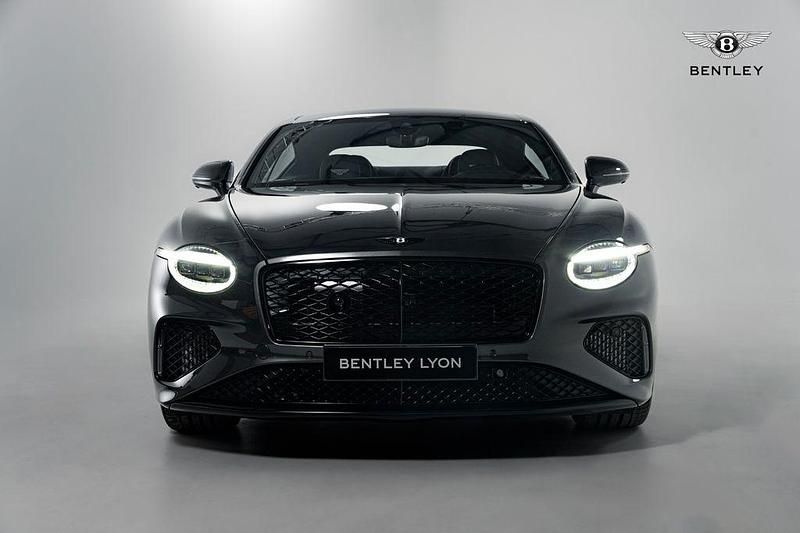 Neu Bentley Continental 680 PS (500 kW) 2025 Grau