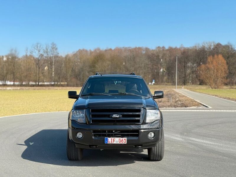 Schwarz Gebraucht 2013 Ford Expedition SUV | 27.900 € - Bild 1/4
