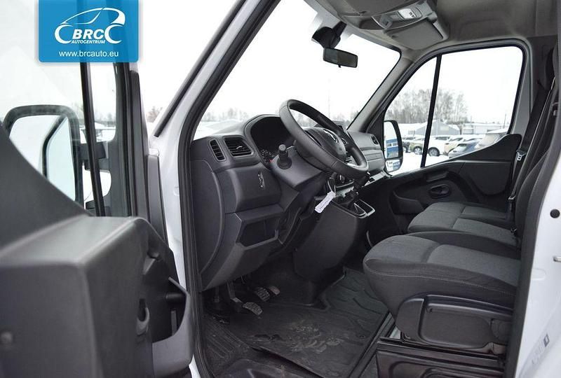 Gebraucht Renault Master 145 PS (106 kW) 2023 Weiß Limousine