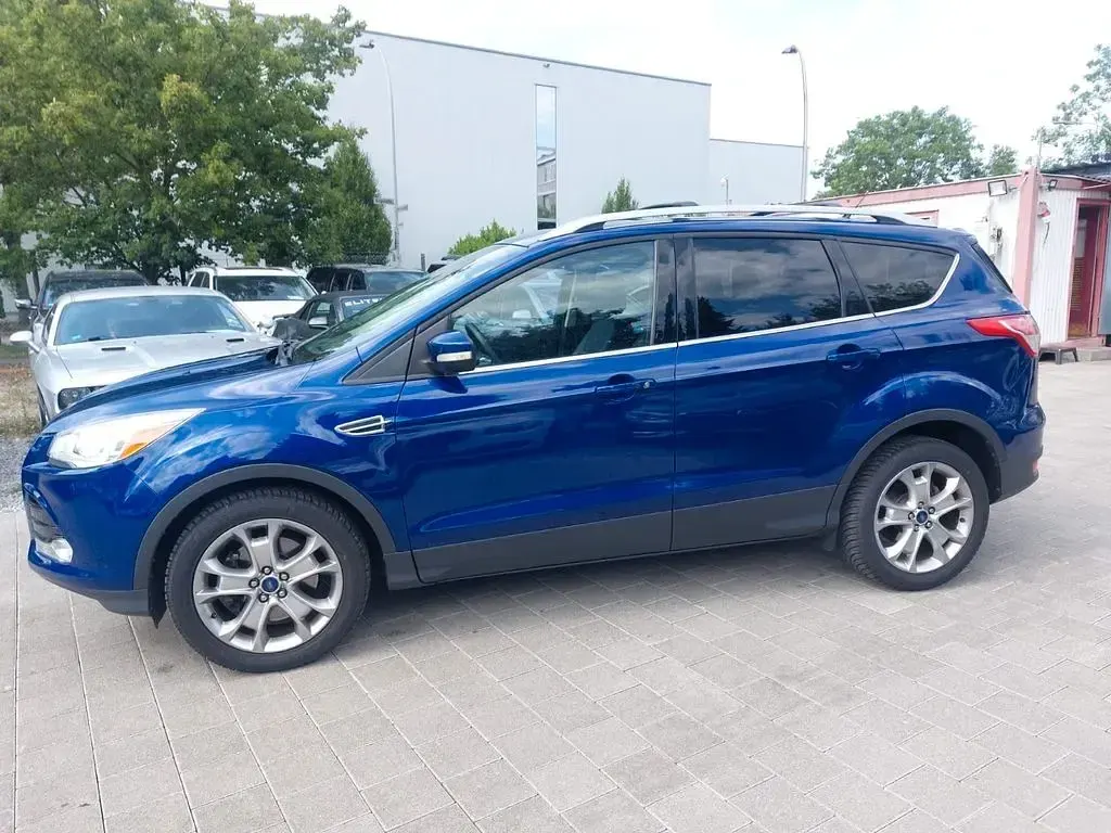 Gebraucht Ford Escape Titanium 241 PS (177 kW) 2015 Blau SUV