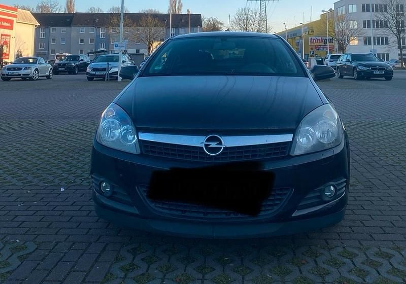 Schwarz Gebraucht 2018 Opel Astra GTC Kleinwagen | 1.450 € - Bild 1/4