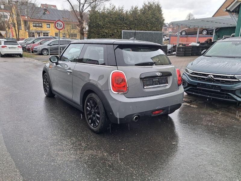 Gebraucht Mini Cooper 136 PS (100 kW) 2018 Grau Kleinwagen