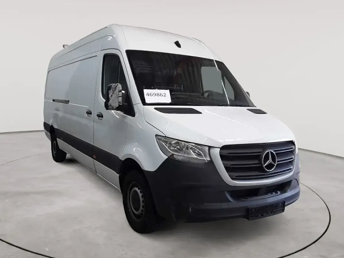 Gebraucht Mercedes Sprinter 170 PS (125 kW) 2024 Van