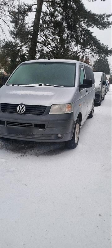 Gebraucht VW Caravelle 130 PS (95 kW) 2006 Silber Van / Kleinbus