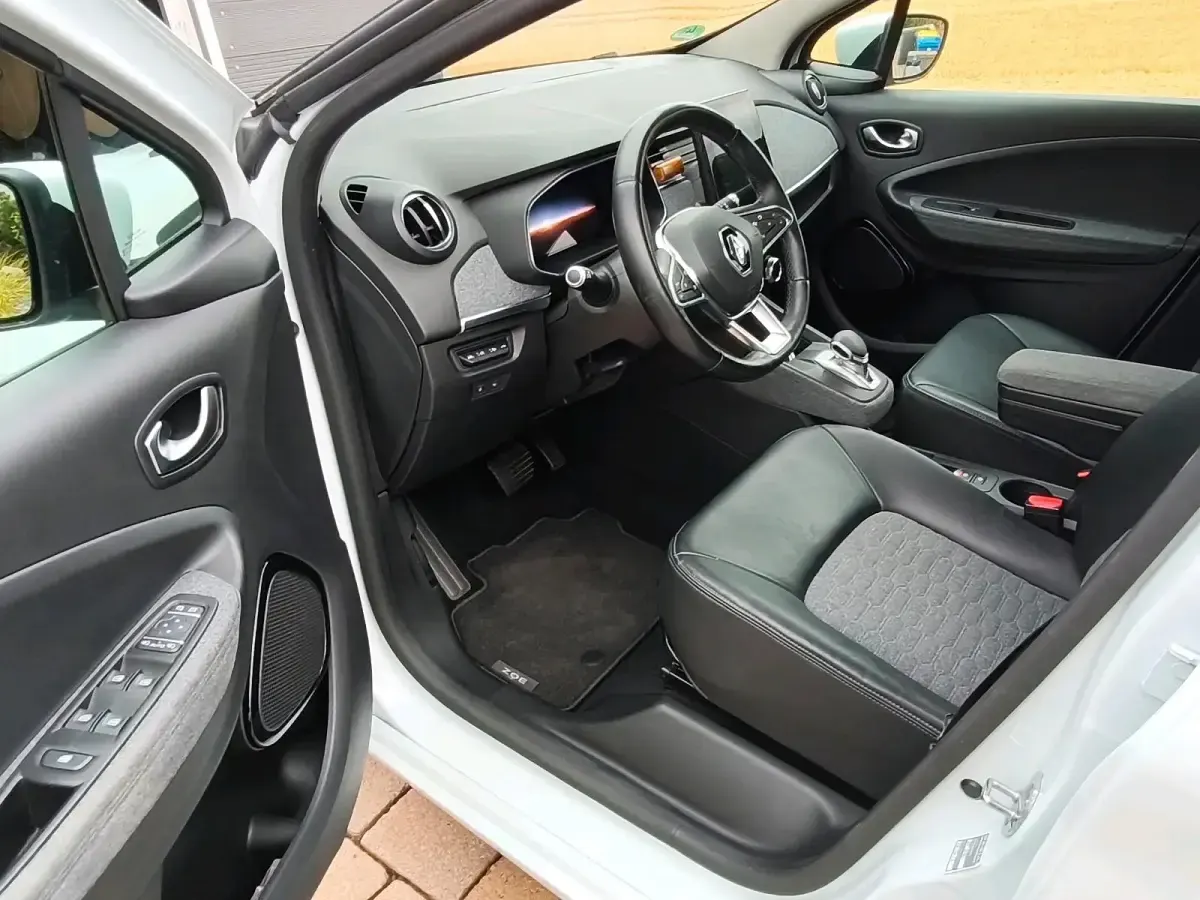 Gebraucht Renault Zoe Intens 99 kW (135 PS) 2021 Weiß Kleinwagen