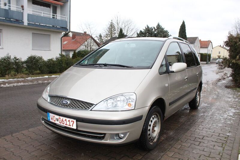 Silber Gebraucht 2005 Ford Galaxy Ghia Van / Kleinbus | 2.000 € (Fairer Preis) - Bild 1/4