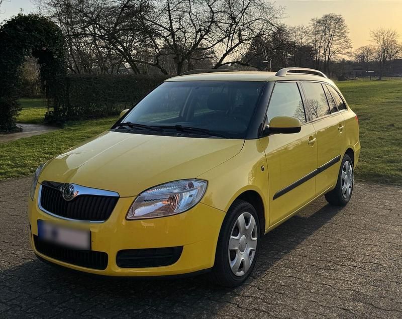 Gebraucht Skoda Fabia 69 PS (50 kW) 2008 Gelb Kombi