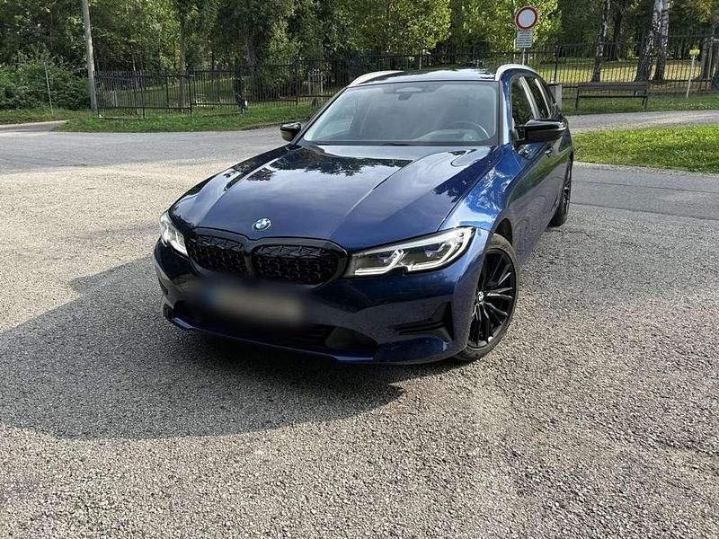 Gebraucht BMW 320 190 PS (139 kW) 2020 Blau Kombi