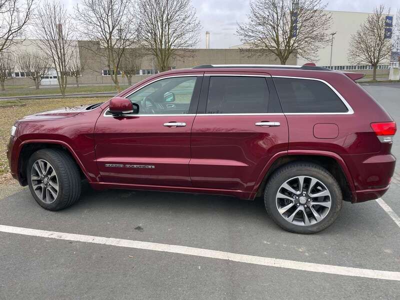 Rot Gebraucht 2018 Jeep Grand Cherokee Overland SUV | 24.900 € (Guter Preis) - Bild 1/4