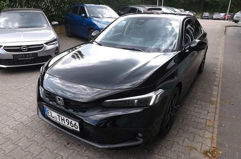 Schwarz Gebraucht 2023 Honda Civic Advance Limousine | 32.900 € (Fairer Preis) - Bild 1/4