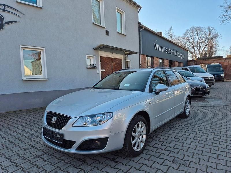 Gebraucht Seat Exeo Style 143 PS (105 kW) 2011 Silber Limousine
