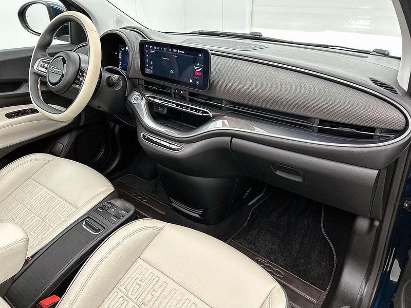 Gebraucht Fiat 500e 86 kW (118 PS) 2020 Grün Cabrio