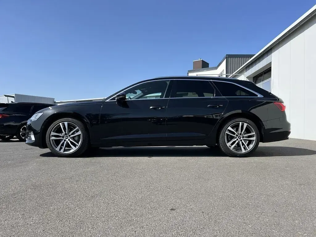 Gebraucht Audi A6 Sport 265 PS (194 kW) 2023 Mythosschwarz Kombi